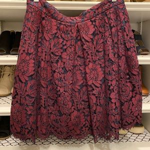 Banana Republic navy and burgundy lace skirt